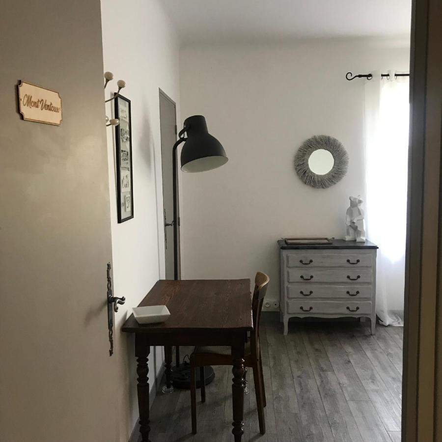 Chambres D'Hotes Et Gites Le Mas Mellou โอรองช์ ภายนอก รูปภาพ